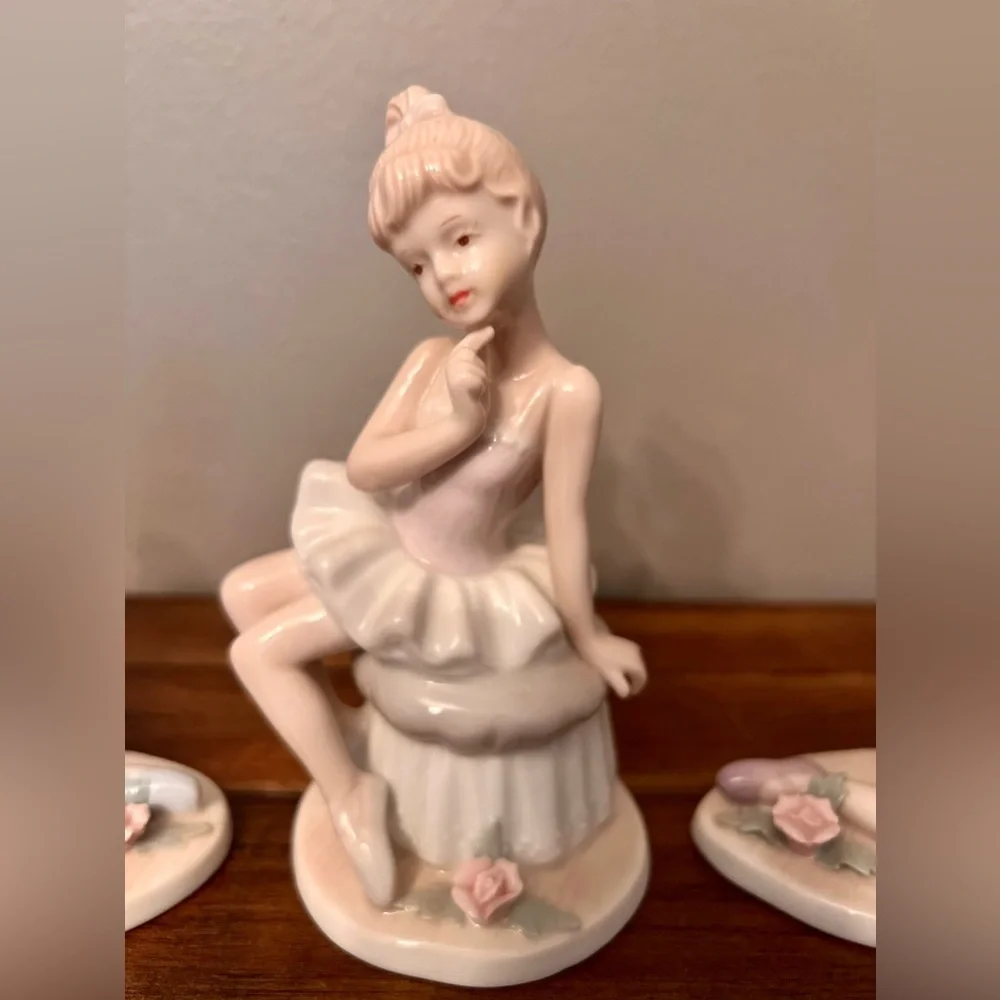 ASPEN GALLERY Collection Ladies 3 Set Porcelain Ballerina Figurines